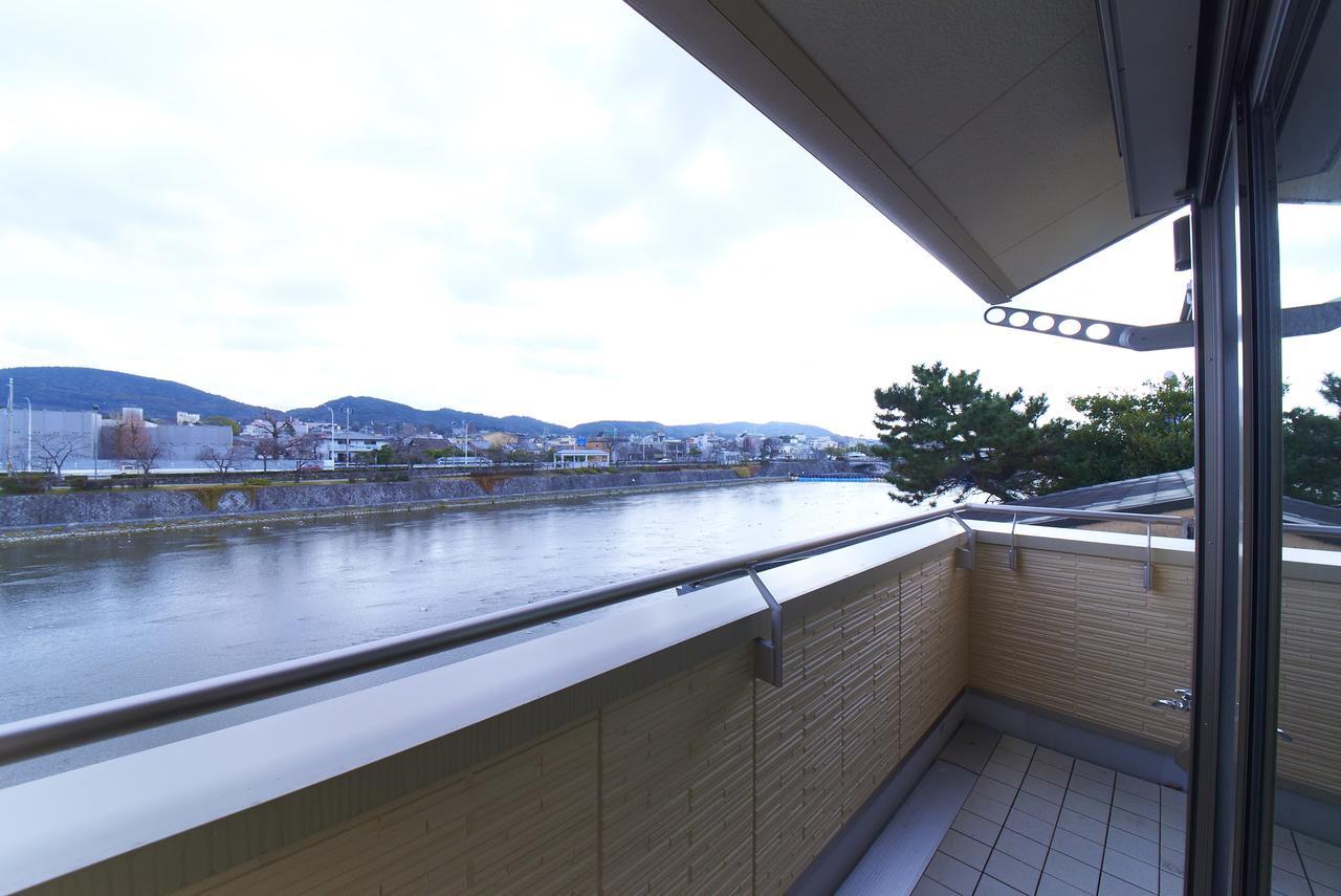 京都 リバーサイド モダンハウス エクステリア 写真